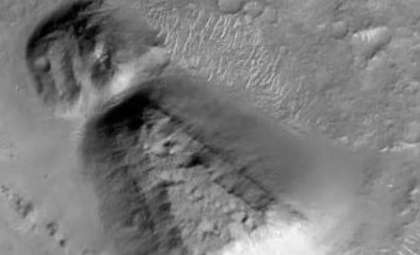 NASA Reveals Extraordinary Martian Structures, Redefining Life Detection on Mars