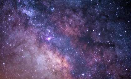 Giant Stars Revealed Singing a Repetitive Cosmic Tune