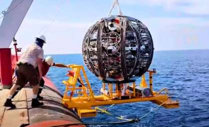 Record-Breaking Neutrino Traced Back to Universe’s Edge Detected in Mediterranean Depths