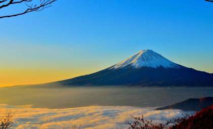 Student Rescued Twice on Mount Fuji After Risking Life to Retrieve Lost Item