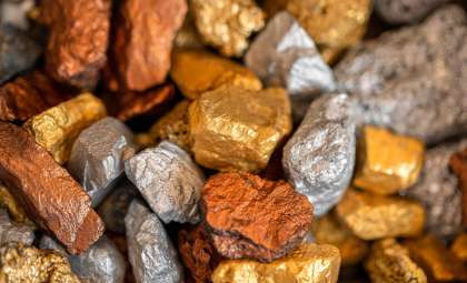 Europe’s Electric Vehicle Production Faces Crisis Amid China’s Rare Earth Export Controls