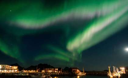 Aurora Alert: Vibrant Northern Lights Expected Across 15 U.S. States This Weekend