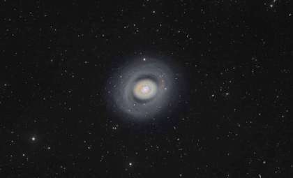 Amateur Astronomer Captures Stunning Images of the Croc’s Eye and Whirlpool Galaxies from Home Observatory
