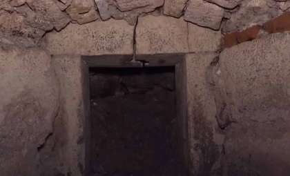 Secret Chamber Sealed for 300 Years Unearthed Beneath Historic Galician Castle
