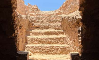 Ancient Egyptian Sarcophagus Sealed for Centuries Found Beneath Stone Steps in Aswan