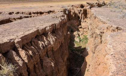 Stunning Video Captures 2.5-Meter Fault Displacement During Myanmar Quake