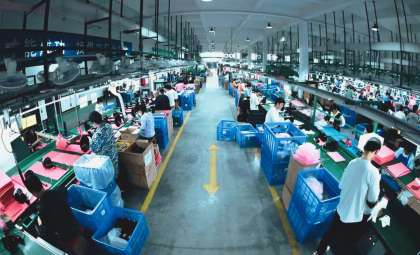 China’s Chip Industry Surges Ahead as Huawei and Xiaomi Defy U.S. Sanctions