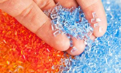 Daily Exposure to Over 70,000 Microplastic Particles Indoors Revealed by New Study