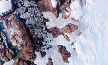 Subglacial Lake Explodes Beneath Greenland’s Ice, Creating Giant Crater