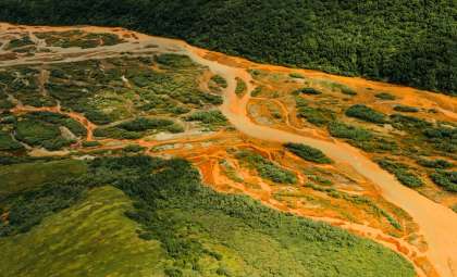 Alaska’s Pristine Rivers Turn Permanently Rust-Colored Due to Thawing Permafrost