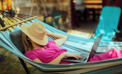New Data Shows Remote Employees Work 2.5 Hours Less Daily Than Office Peers