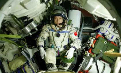 China’s Pioneer Astronaut Encountered Mysterious Knocking Sounds in Orbit, Mystery Persists