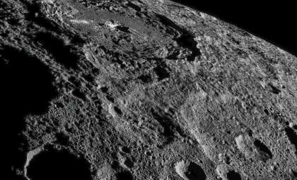 Chinese Researchers Uncover 41 Active Landslides on the Moon Caused by Moonquakes