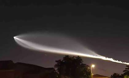 Mesmerizing Rocket Trail Illuminates Arizona Skies — Here’s the Real Story Behind It