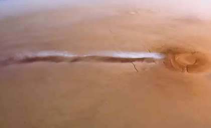 Unraveling Mars’ Enigmatic 1,800-Kilometer Cloud That Returns Annually
