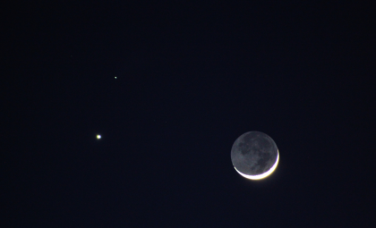 Experience a Rare Crescent Moon Meeting with Mars and Mercury Tonight