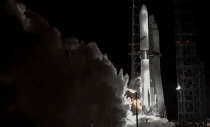 Blue Origin Successfully Tests New Glenn Rocket Engines Ahead of NASA Mars Endeavor