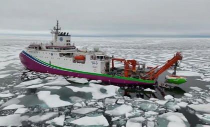 Chinese Researchers Unveil Hidden Secrets of the Arctic's Gakkel Ridge Using Deep-Submergence Technology
