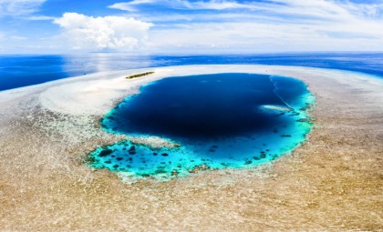Massive Magnetic Weak Spot Over the Atlantic Reveals Earth's Shield Vulnerability