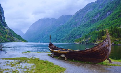 Ancient DNA Pushes Back Viking Settlement in Iceland by Seven Decades