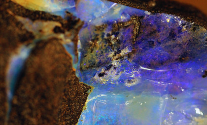 Hand-Dug Mines Reveal Ethiopia’s Exceptional Black Opal Treasure