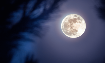 Experience the Stunning 2026 Snow Moon at Its Brightest Point