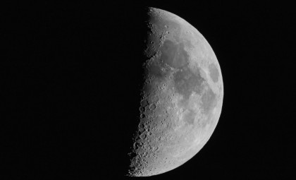 Scientists Unravel the Mystery Behind the Moon’s Dual Appearance