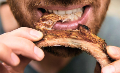 New Research Reveals Meat Consumption May Boost Longevity in Underweight Seniors