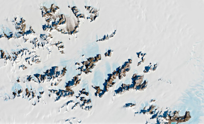 NASA Uncovers Signs of Ancient Water in Martian Meteorite Found in Antarctica