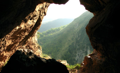 Ancient Cave Bones Reveal 3,700-Year-Old Genetic Secret Unearthed in Calabria