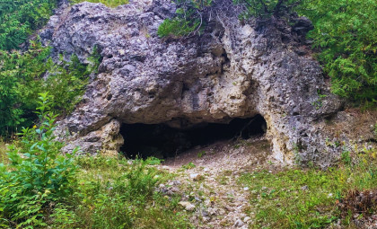 Ancient Skull Unearthed in Greek Cave Challenges Human Evolution Theories