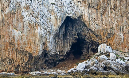 Researchers Unlock a 40,000-Year-Old Sealed Cave to Uncover the Final Neanderthal Habitation