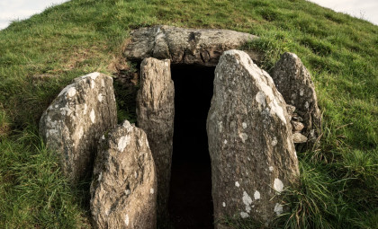 5,000-Year-Old Spanish Dolmen Unearthed, Revealing Power Symbols and Collective Burials