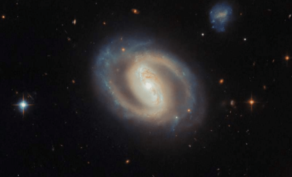 Hubble Unveils Star-Forming Regions and Active Black Hole in Galaxy IC 486