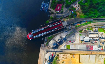 New Mexico Route Transports 900 Vehicles Across Oceans in Just 72 Hours
