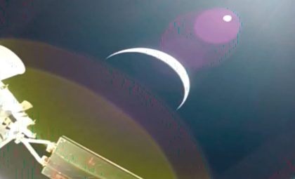 Artemis II Astronauts Capture Stunning Earth Image on Journey to Lunar Orbit