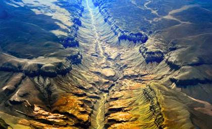A Vast Rift in East Africa Signals the Birth of a New Ocean Beneath the Continent