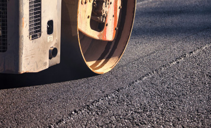 Innovative Asphalt Roads Built Using Recycled Fishing Nets and Plastic Waste in Hawaii