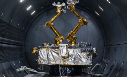 DARPA Develops Robotic Technician to Service Satellites 22,000 Miles Above Earth