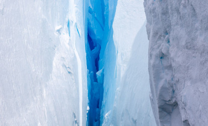 Enormous Fan-Shaped Geological Formation Found Beneath East Antarctica's Thick Ice