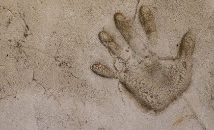 Rare 4,000-Year-Old Potter’s Handprint Found Beneath Ancient Egyptian Artifact