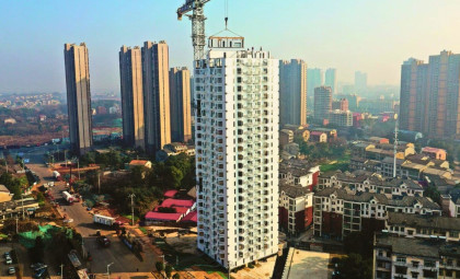 China Erects a 26-Story Apartment Tower in a Record Five Days Using Modular Steel Units