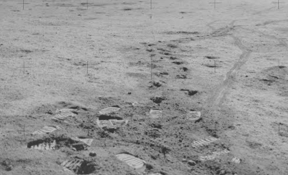 Lunar Dust Could Reveal Ancient Alien Artifacts, New Study Finds