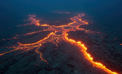 Researchers Reveal Ancient Magma Networks Beneath Earth’s Largest Oceanic Plateau