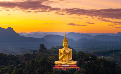Ancient Gold Cache Discovered Under Thailand’s Historic Reclining Buddha Statue